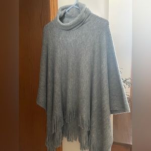 Akira grey sweater poncho One Size BNWT